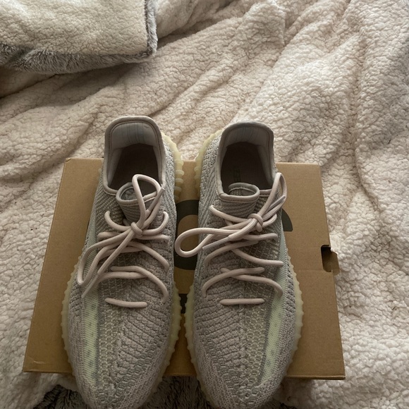 Citrin yeezy sz 8.5